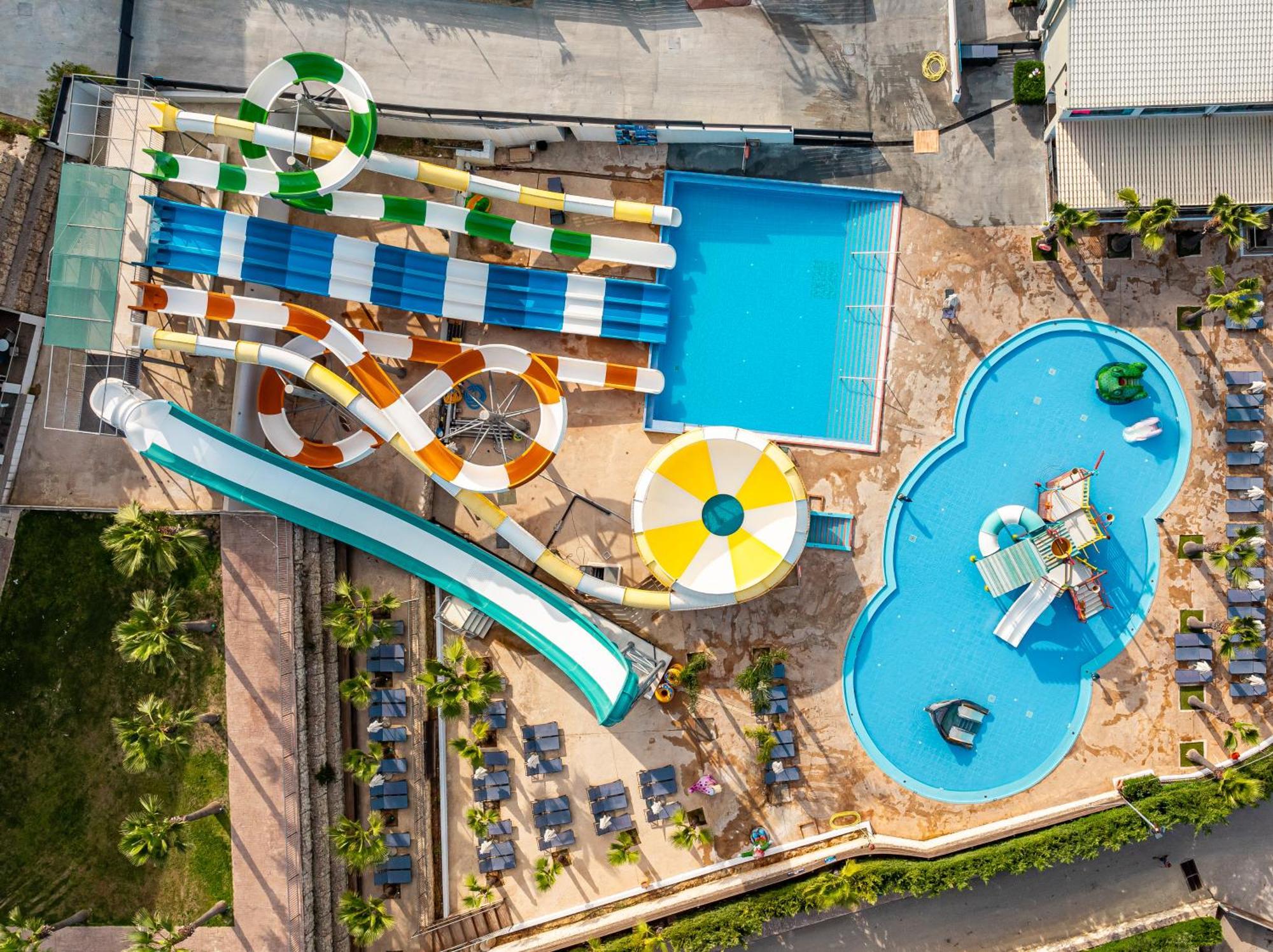 Caretta Paradise Resort & Waterpark Tragaki Eksteriør billede